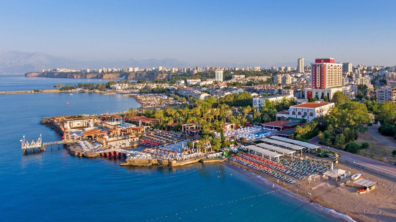 Lara Fayans Ustası – Antalya’da Lüks ve Estetik Seramik Uygulamaları