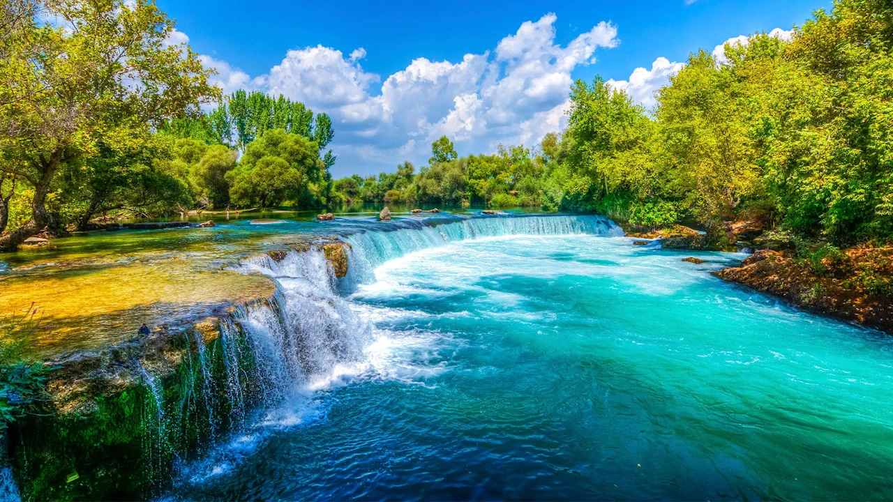 Manavgat Fayans Ustası – Antalya’nın Doğal Güzelliklerinde Uzman Seramik Uygulamaları